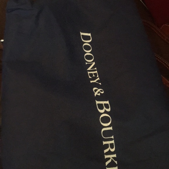 Dooney &Bourke - Picture 5 of 7